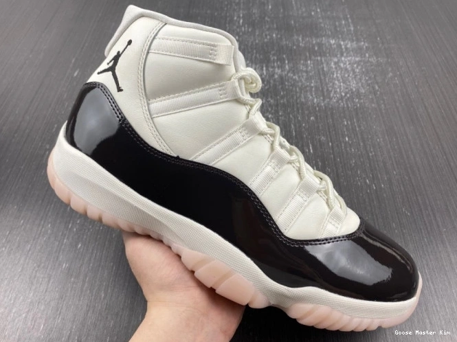 Neapolitan AR0715-101 Jordan 11 Air 0713